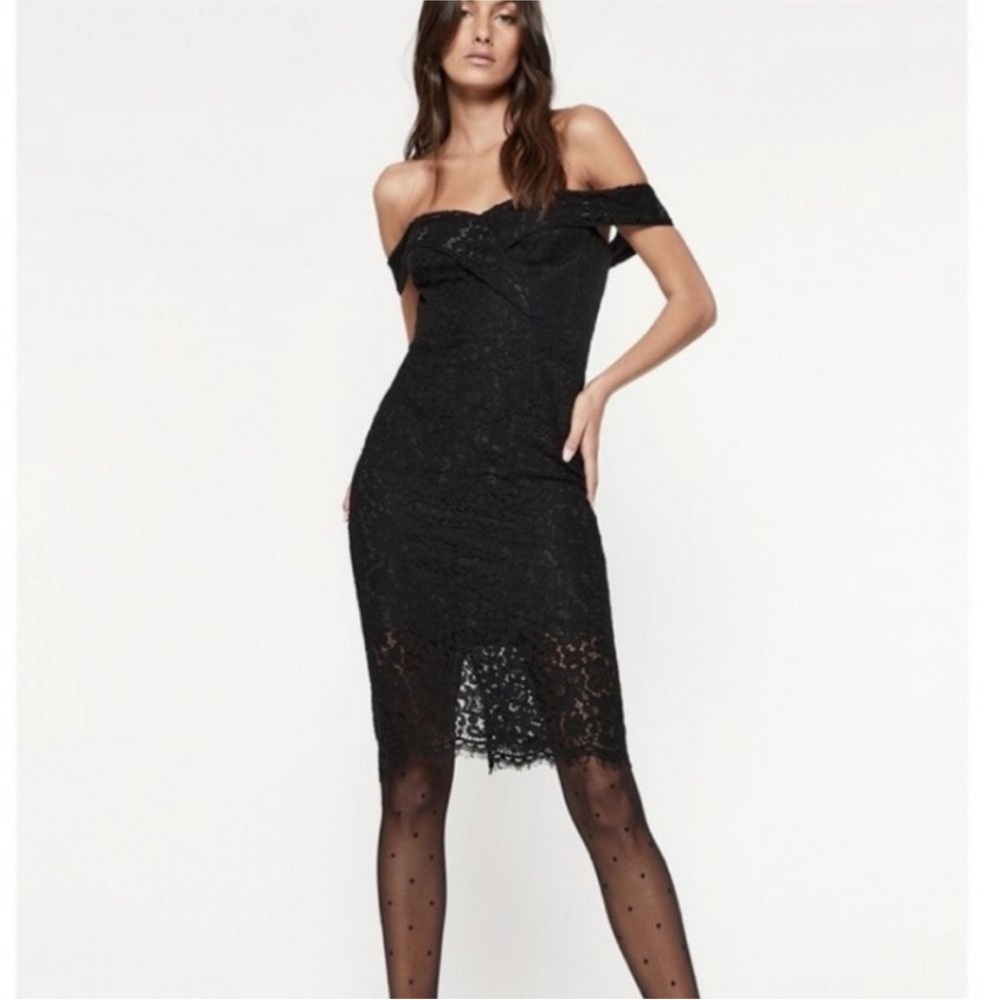 Bardot Bella lace black off the shoulder dress size 4 NEW